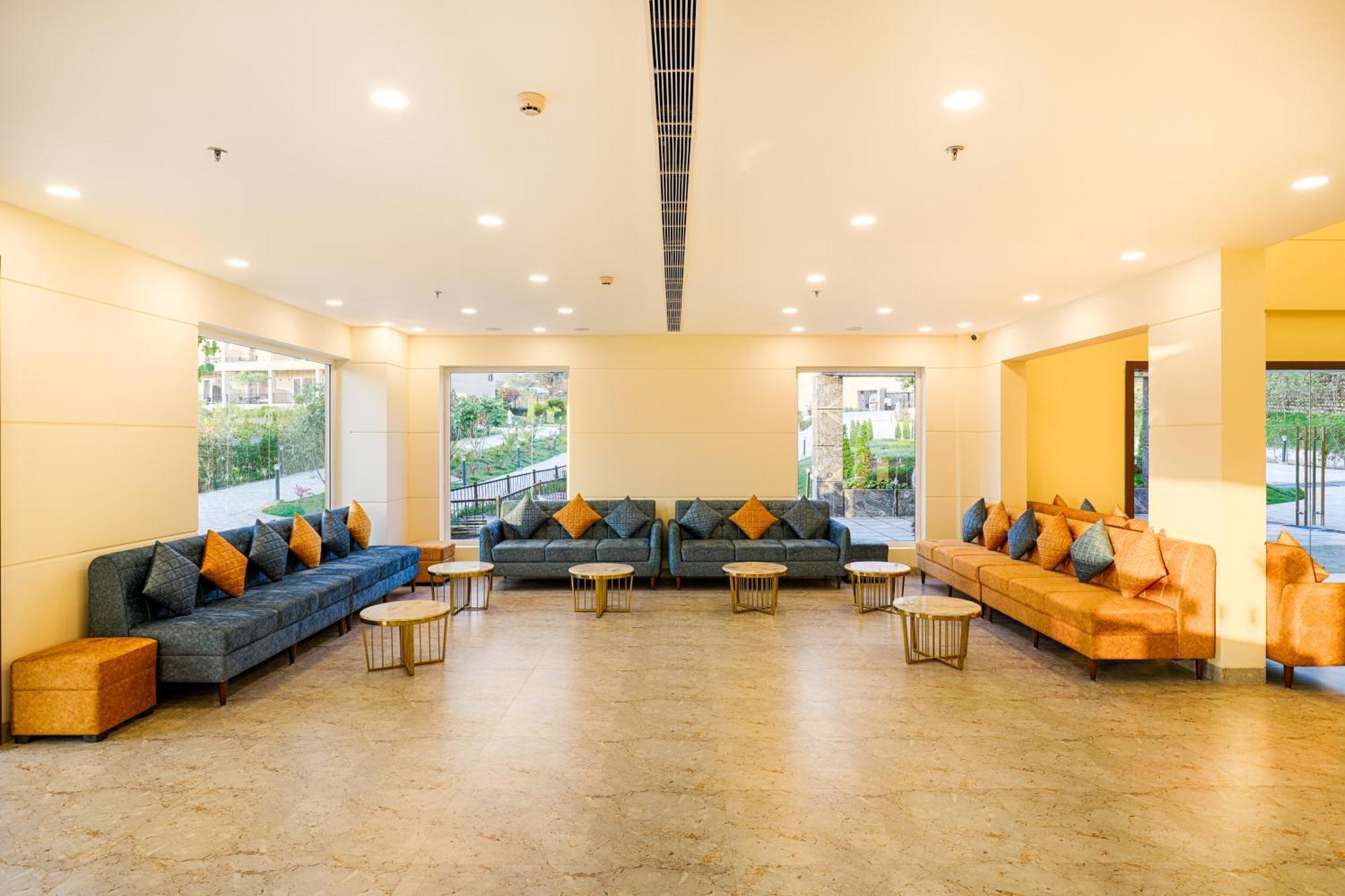 Hotel Club Mahindra Patkote Nainital Exterior foto